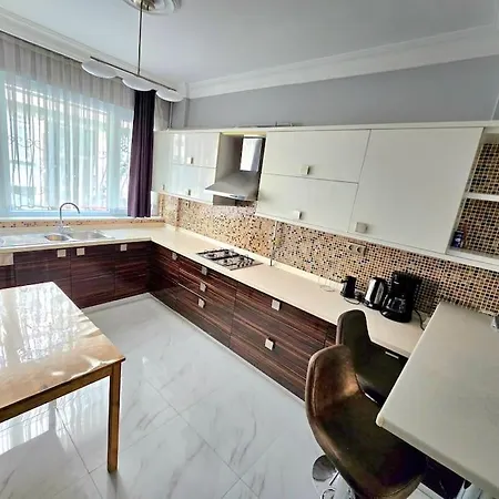 Happy Family Duplex Apartment